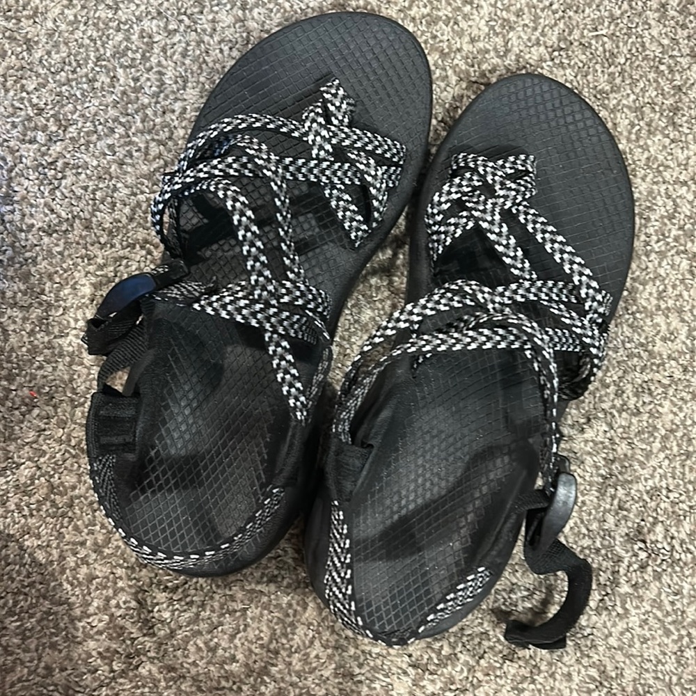 Chaco sandals.  Like new!!
